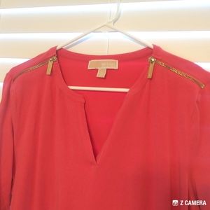 Michael Kors XL logo zipper hardware top tee shirt